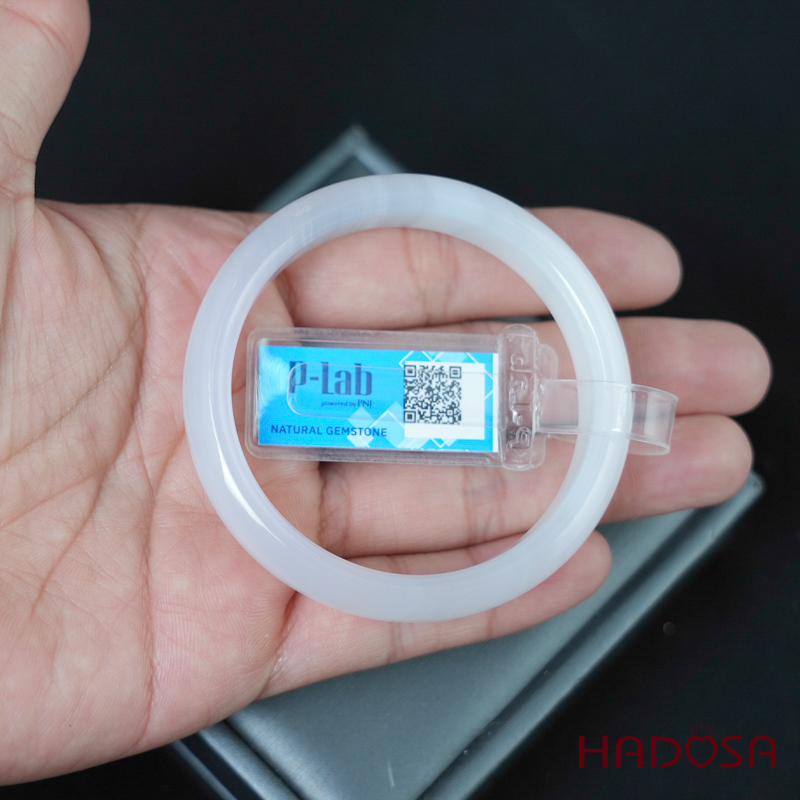 Vòng kiềng mã não trắng ngọc bản hẹ ni 51