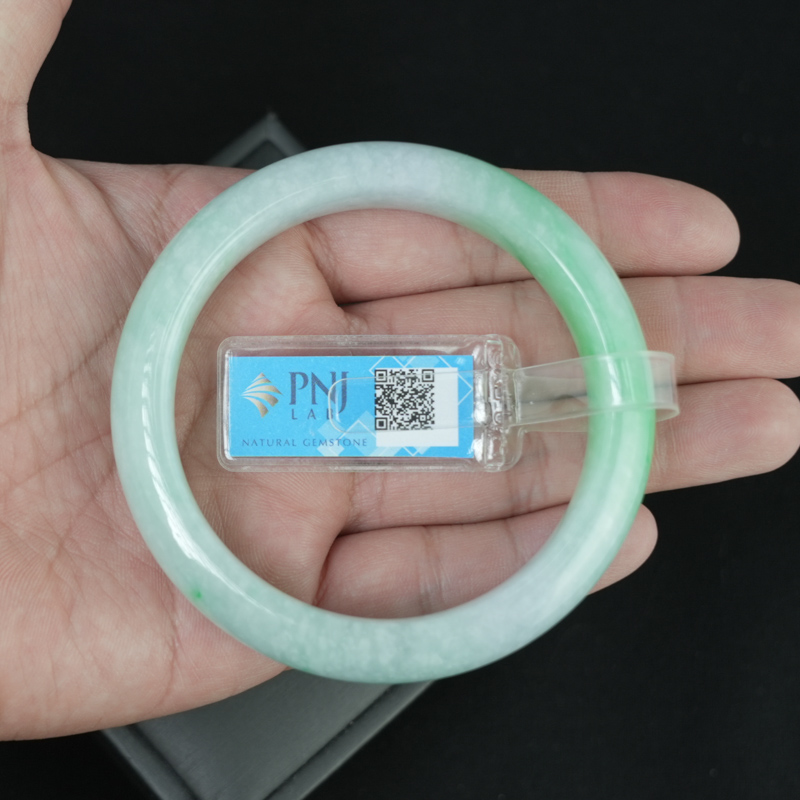 Vòng kiềng Ngọc Cẩm Thạch lá hẹ vân lí ni 57