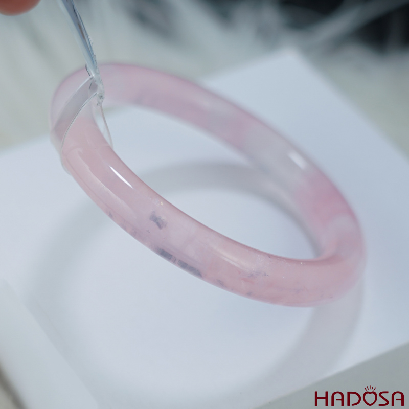 Vòng kiềng thạch anh hồng tròn ni 52mm 4A