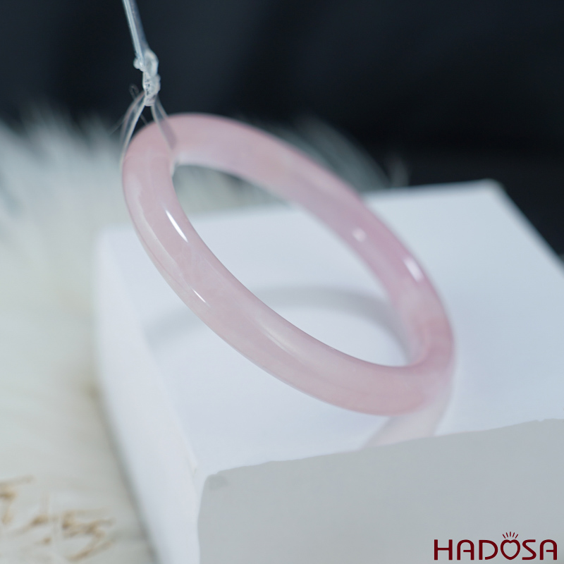 Vòng kiềng thạch anh hồng tròn 57mm 4A