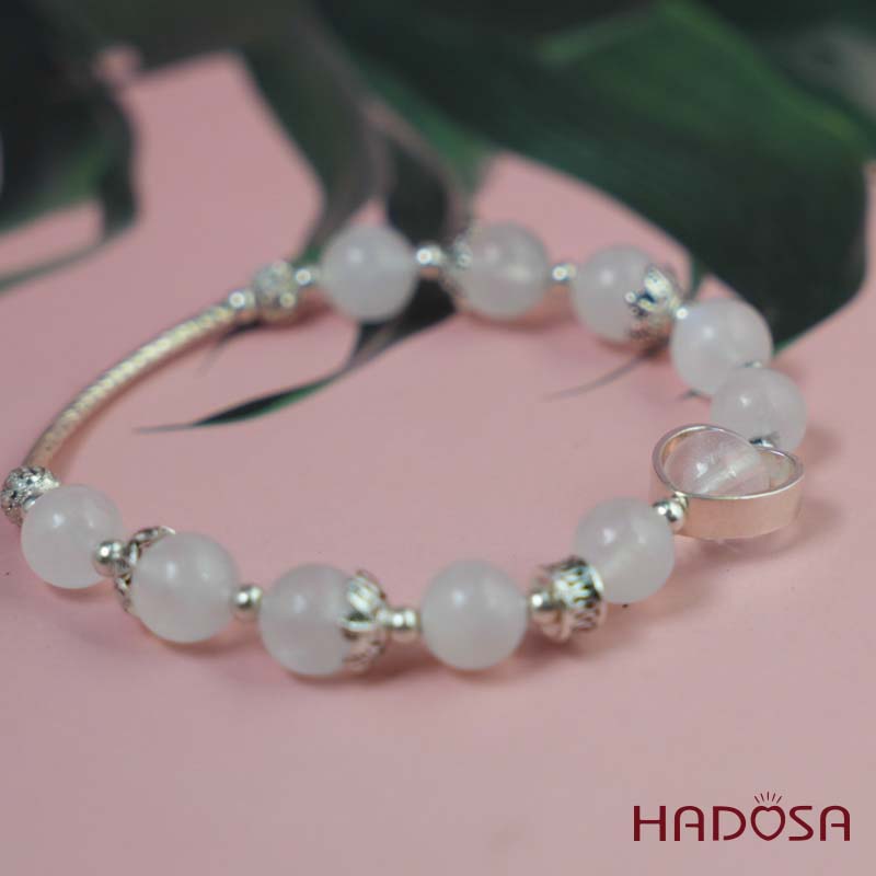 Vòng đá Mặt Trăng 8mm 3A mix charm bạc 925