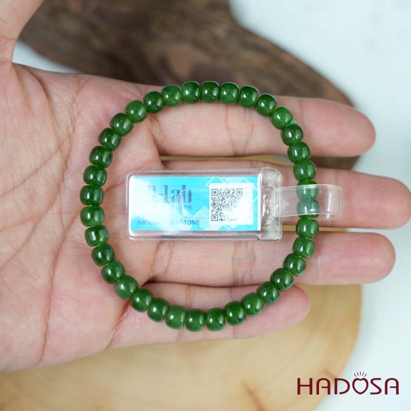 Vòng Ngọc Bích Canada hạt bầu 6mm chuẩn 6A