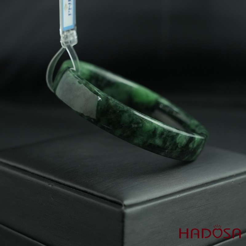 Vòng Ngọc Cẩm Thạch bản vuông xanh lý ni 54