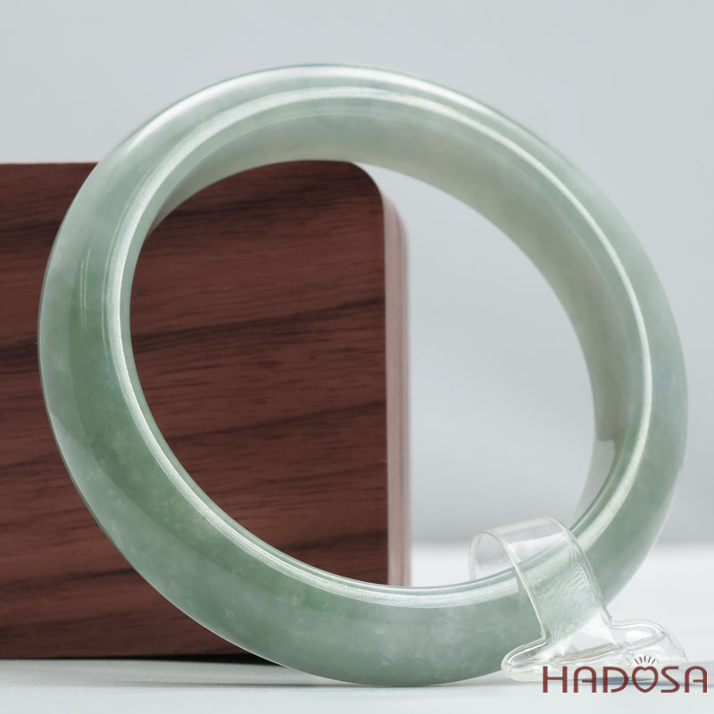 Vòng Cẩm Thạch A xanh điểm bông bản oval ni 54