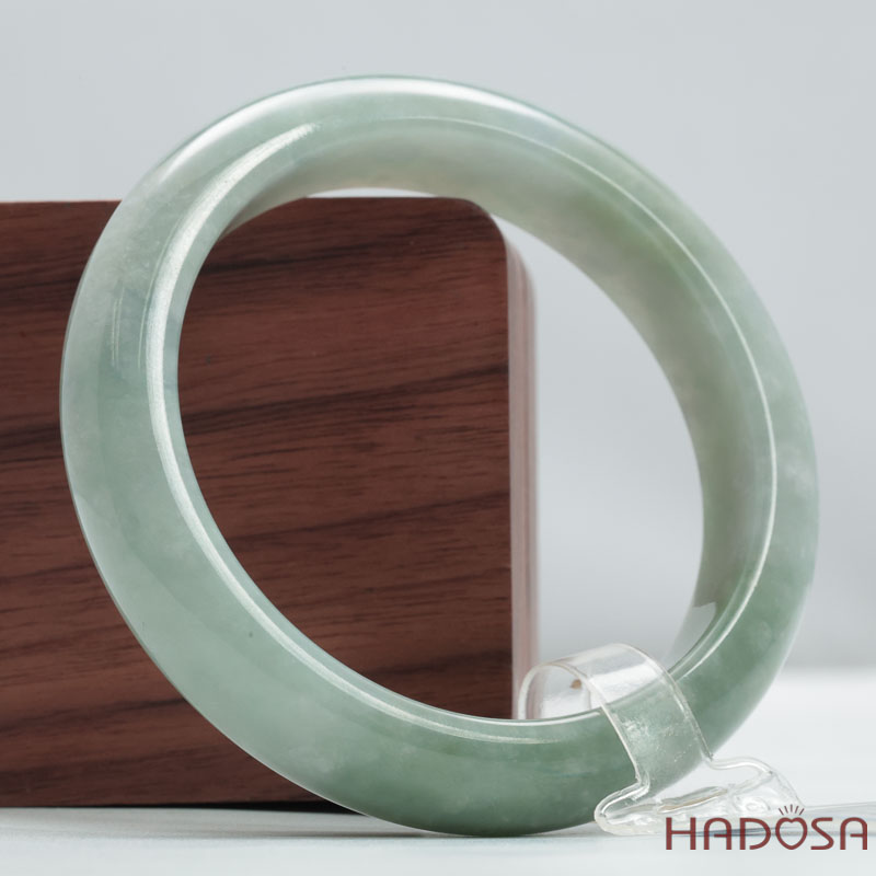 Vòng Cẩm Thạch A xanh điểm bông bản oval ni 54