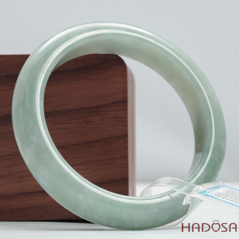 Vòng Cẩm Thạch A xanh điểm bông bản oval ni 54