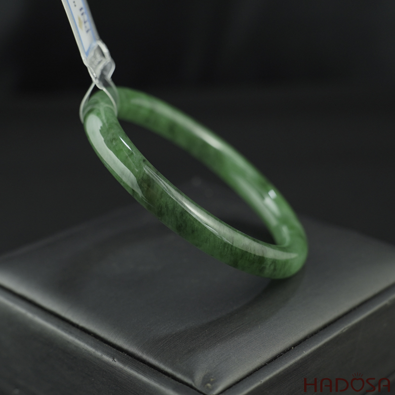 Vòng Ngọc Cẩm Thạch tròn xanh tươi ni 52