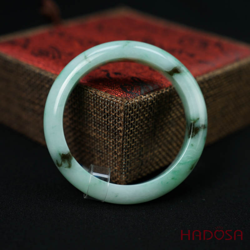 Vòng Ngọc Cẩm Thạch A lá hẹ nếp lý ni 50