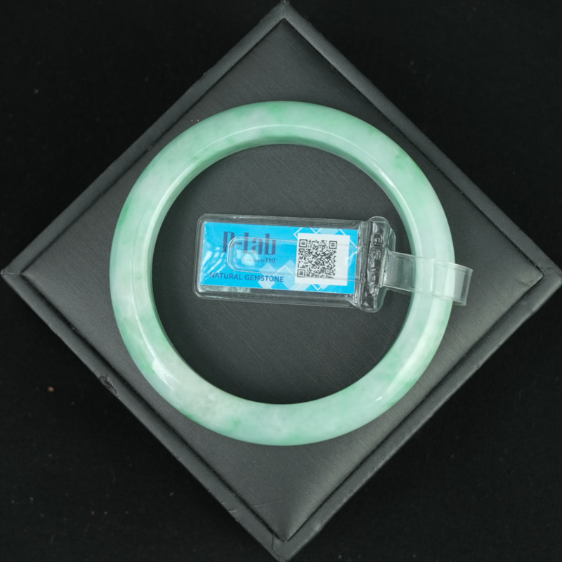 Vòng Ngọc Cẩm Thạch A lá hẹ nếp lý ni 57