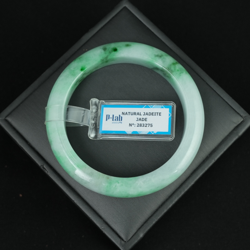 Vòng Ngọc Cẩm Thạch A lá hẹ xanh điểm lý ni 56