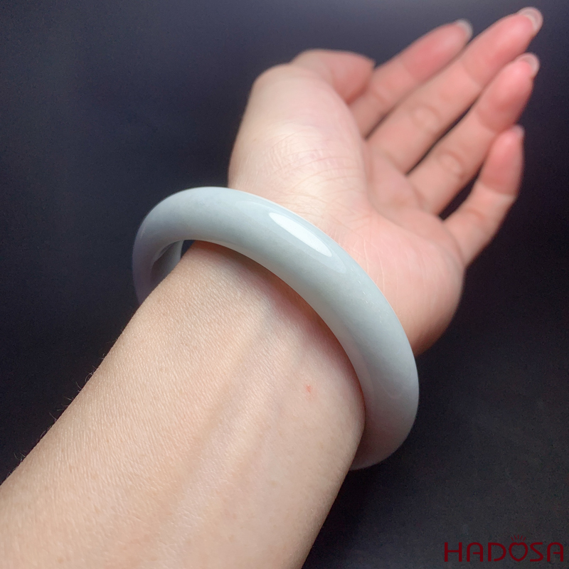 Vòng Ngọc Cẩm Thạch A lá hẹ xanh môn ni 53