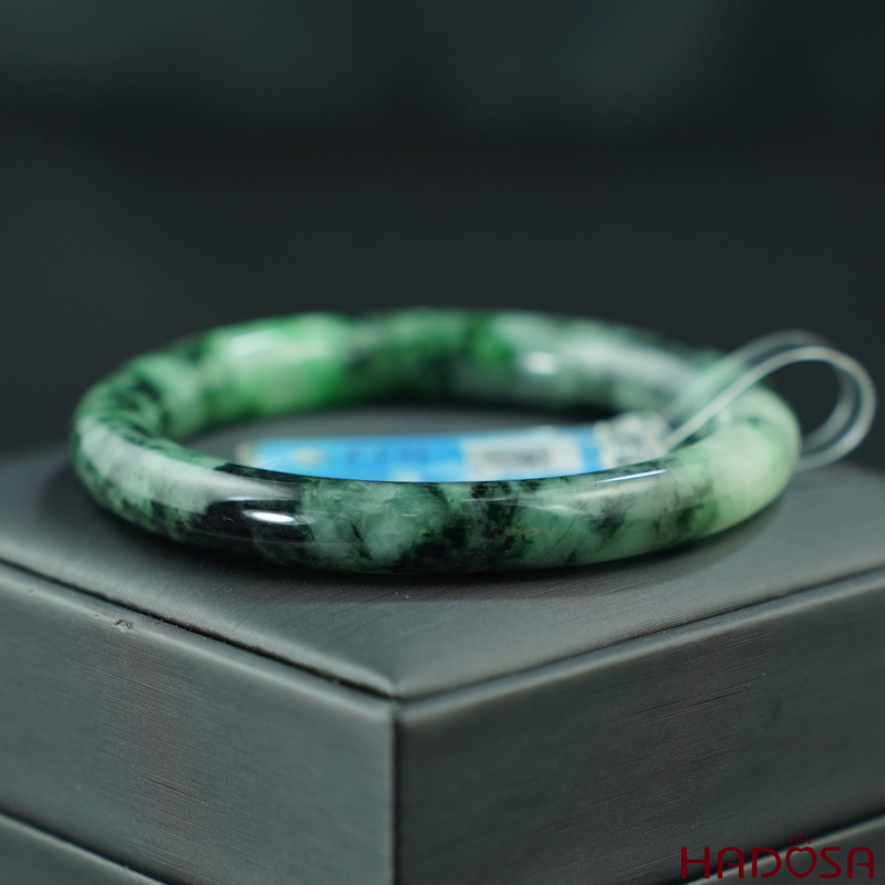Vòng Ngọc Cẩm Thạch bản tròn xanh vân đậm ni 54