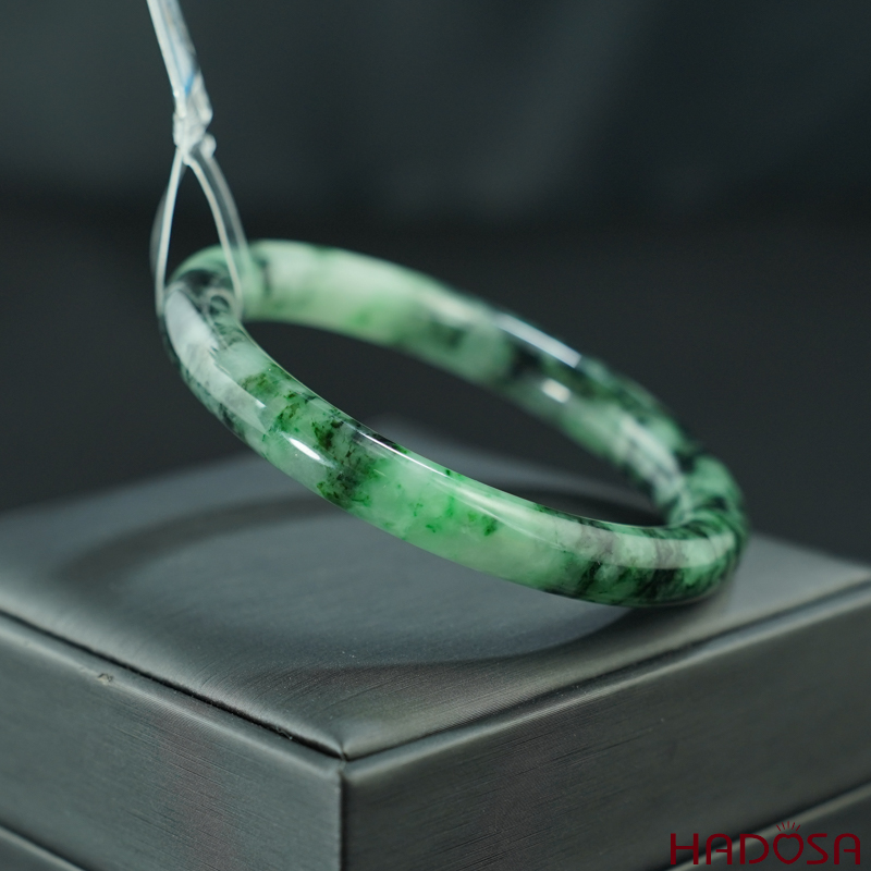 Vòng Ngọc Cẩm Thạch bản tròn xanh vân đậm ni 54