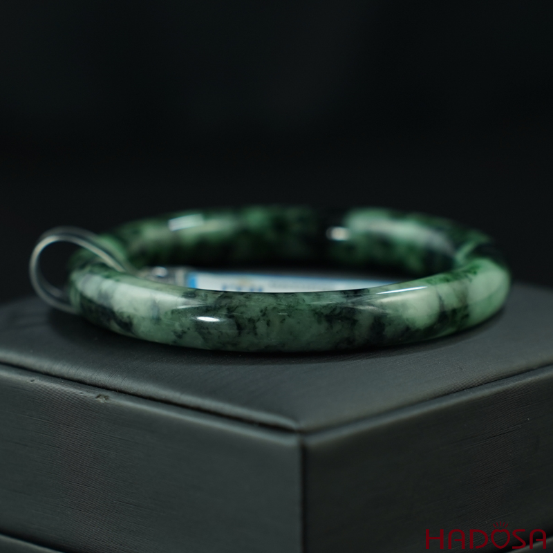 Vòng Ngọc Cẩm Thạch bản tròn xanh vân đậm ni 50