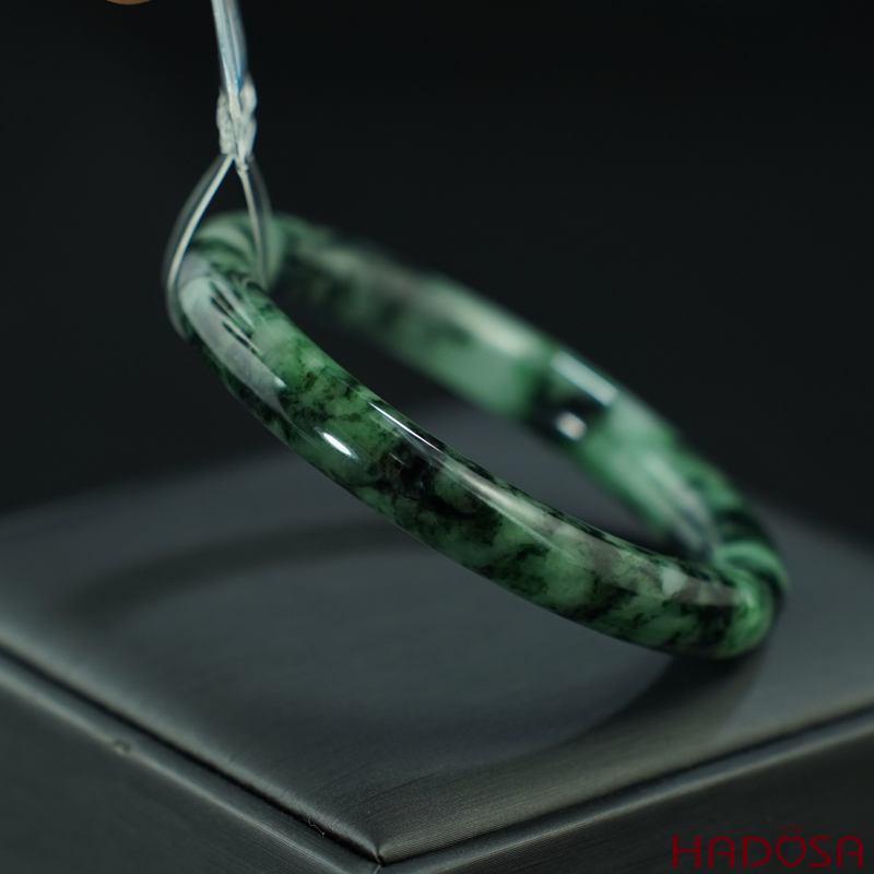 Vòng Ngọc Cẩm Thạch bản tròn xanh vân đậm ni 50