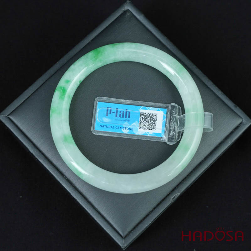 Vòng Ngọc Cẩm Thạch bản tròn xanh trong vân đậu ni 56