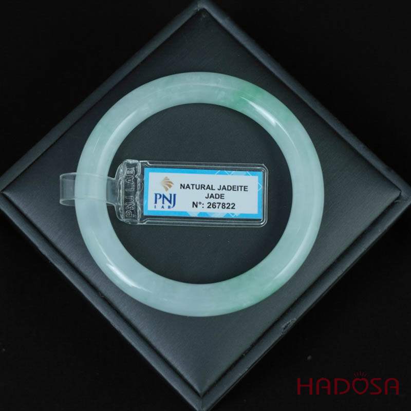 Vòng Ngọc Cẩm Thạch bản tròn xanh trong vân lý ni 53