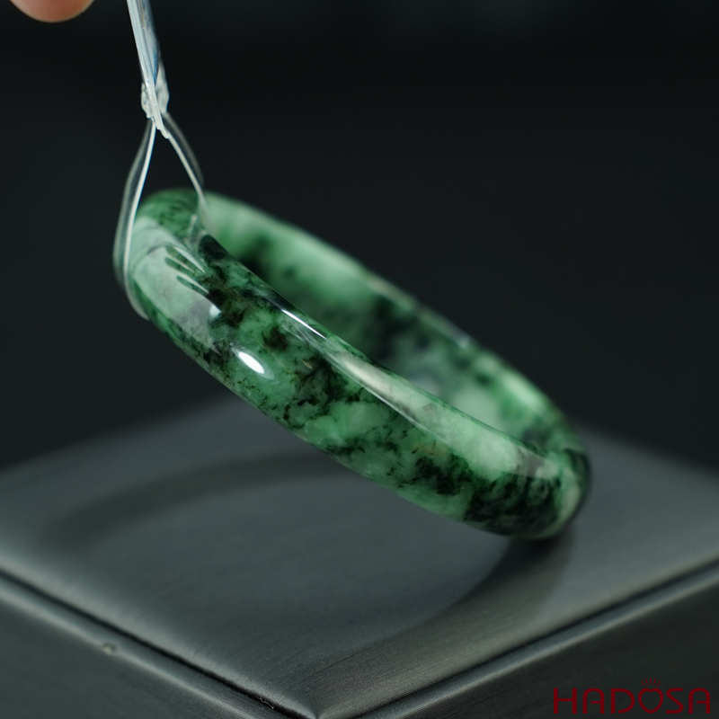 Vòng Ngọc Cẩm Thạch lá hẹ xanh vân đậm ni 52