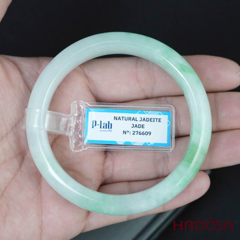 Vòng Ngọc Cẩm Thạch lá hẹ xanh trong vân đậu ni 56