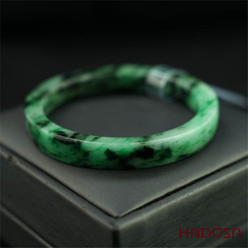 Vòng Ngọc Cẩm Thạch sơn thủy bản vuông ni 57