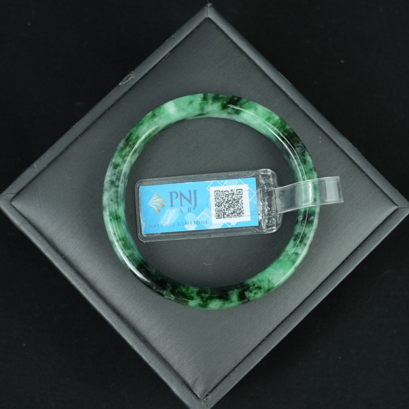 Vòng Ngọc Cẩm Thạch sơn thủy bản vuông ni 50