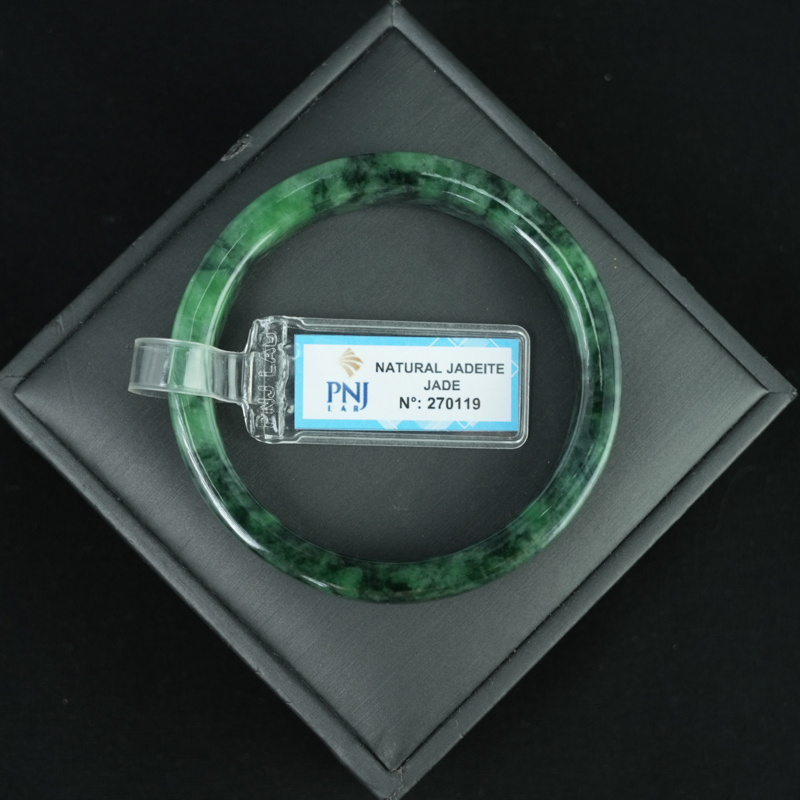 Vòng Ngọc Cẩm Thạch sơn thủy bản vuông ni 54