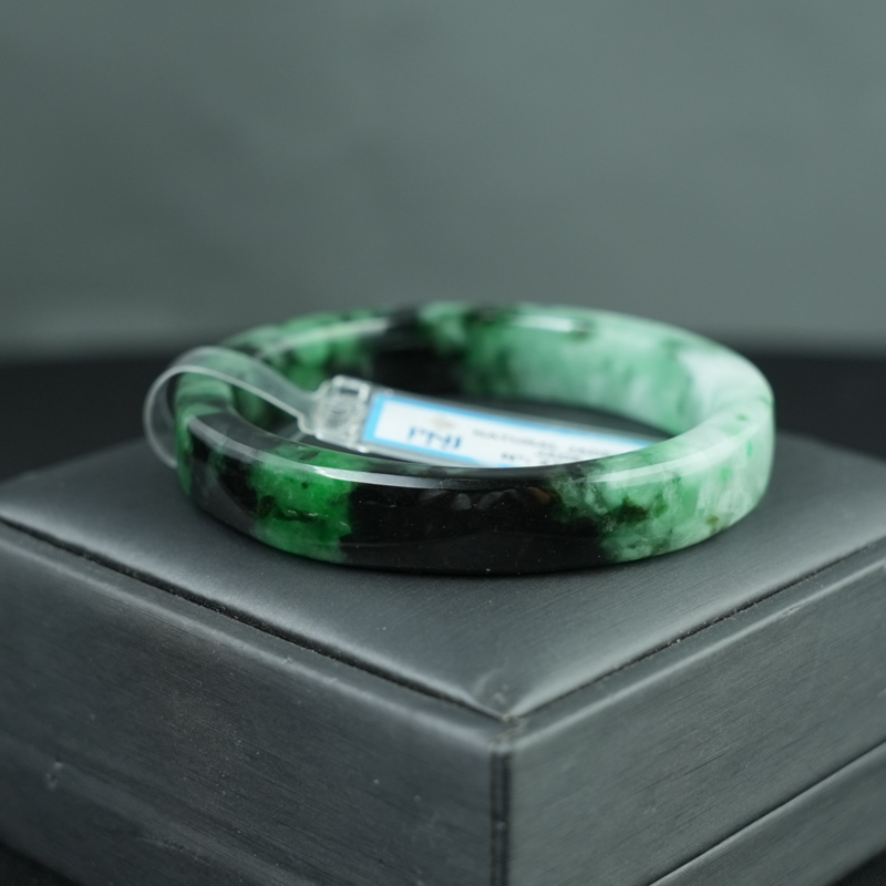 Vòng Ngọc Cẩm Thạch sơn thủy bản vuông ni 54