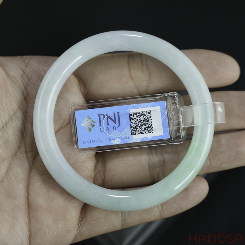 Vòng Ngọc Cẩm Thạch tròn trắng lí vân xanh ni 52
