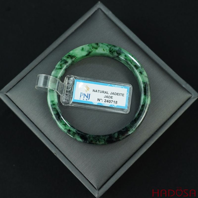 Vòng Ngọc Cẩm Thạch vuông xanh vân đậm ni 50