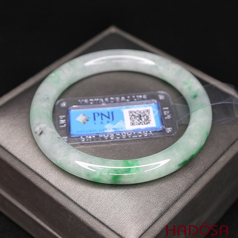 Vòng Ngọc Cẩm Thạch xanh lí trong bản tròn 52mm