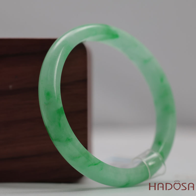 Vòng Đá Cẩm Thạch xanh vân lý trong ni 50