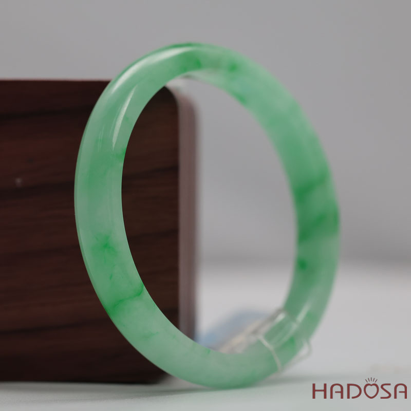 Vòng Đá Cẩm Thạch xanh vân lý trong ni 50