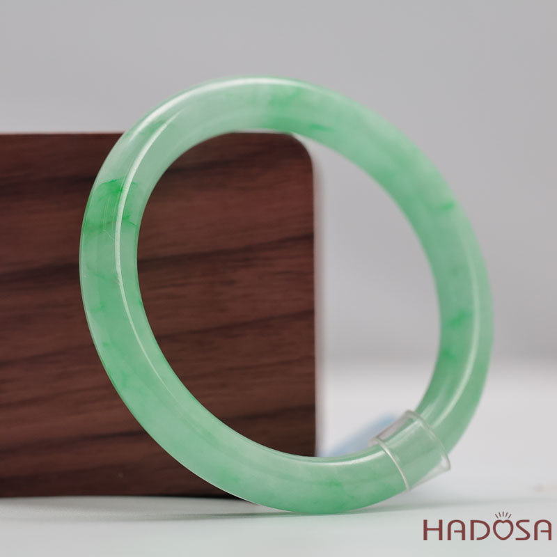 Vòng Đá Cẩm Thạch Xanh Táo Vân Lý Ni 51