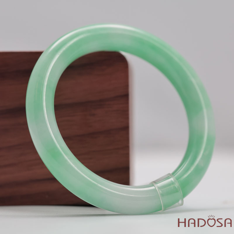 Vòng Cẩm Thạch Xanh Táo Vân Lý Ni 51