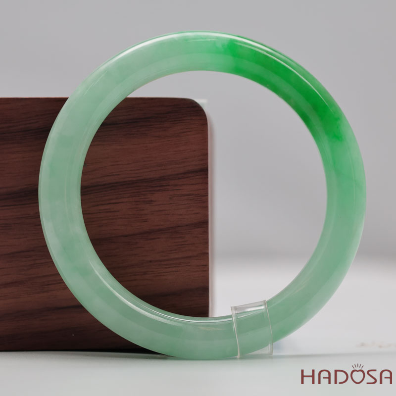 Vòng Đá Cẩm Thạch Xanh Táo Vân Lý Ni 53