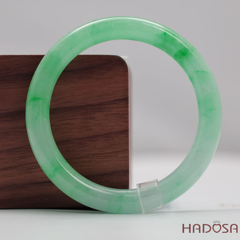 Vòng Đá Cẩm Thạch Xanh Táo Vân Lý Ni 53