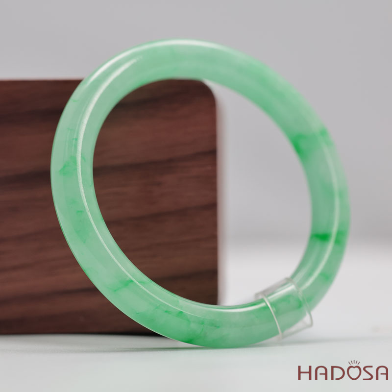Vòng Đá Cẩm Thạch Xanh Táo Vân Lý Ni 51