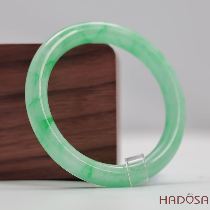 Vòng Đá Cẩm Thạch Xanh Táo Vân Lý Ni 51