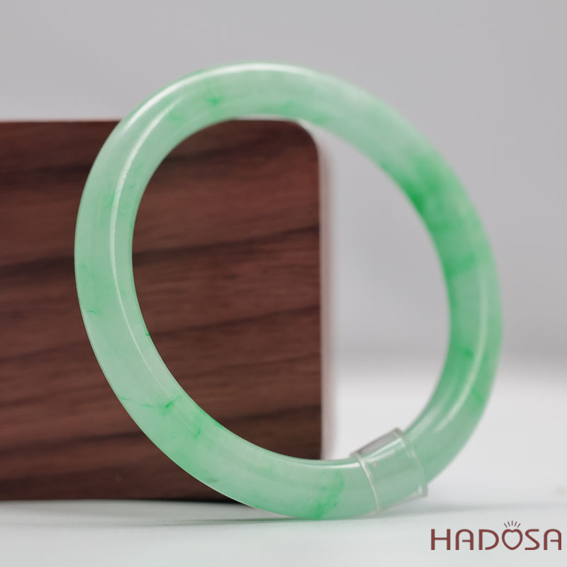 Vòng Đá Cẩm Thạch Xanh Táo Vân Lý Ni 51