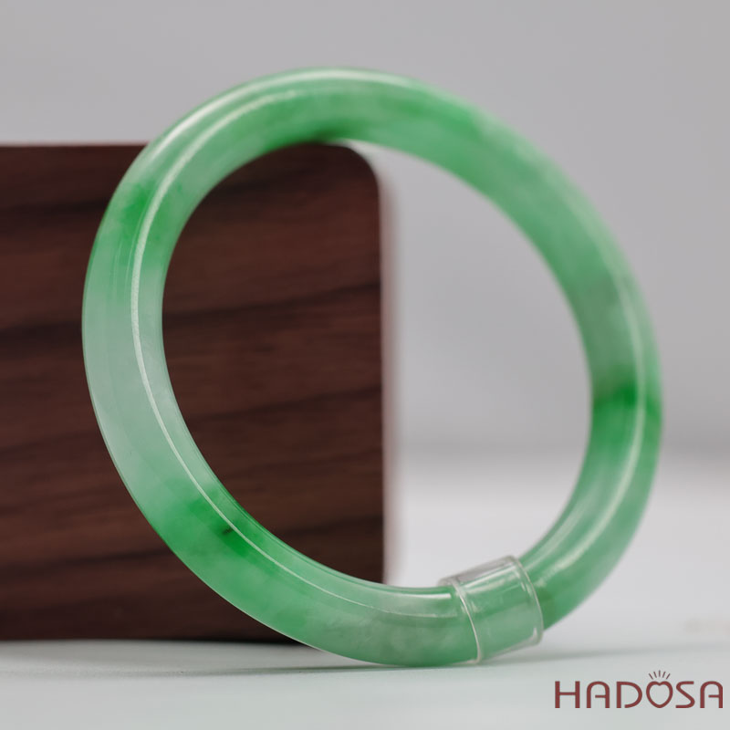 Vòng Đá Cẩm Thạch Xanh Táo Vân Lý Ni 51