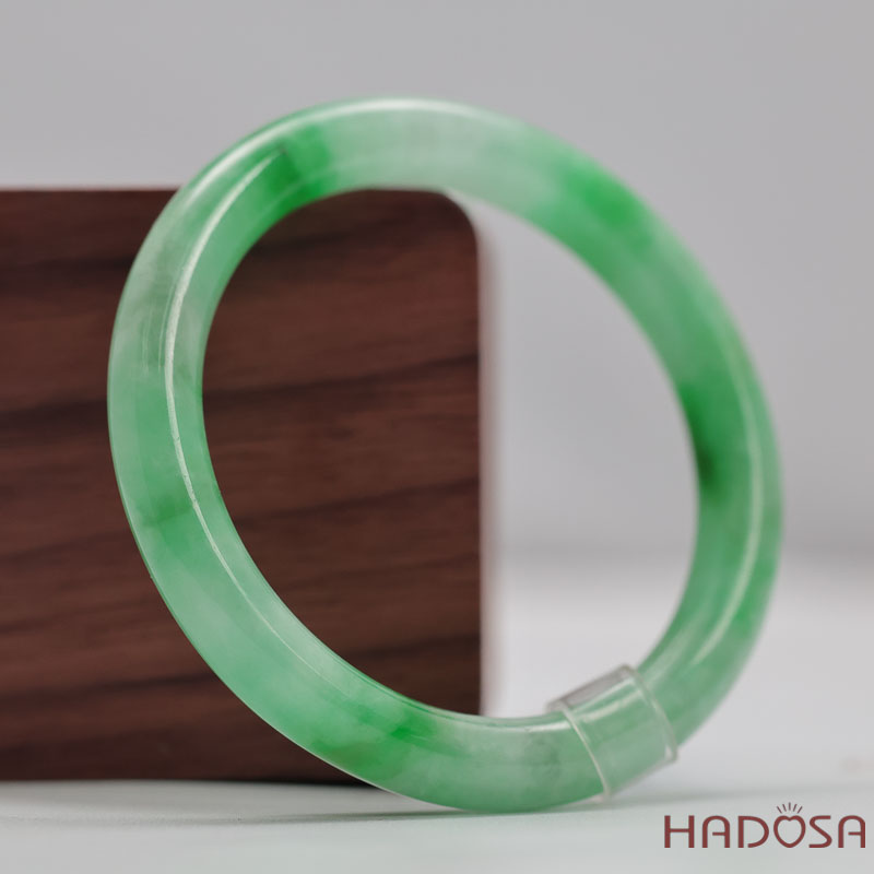 Vòng Đá Cẩm Thạch Xanh Táo Vân Lý Ni 51