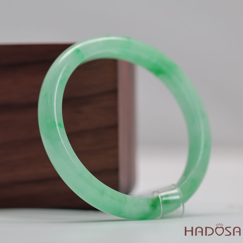 Vòng Đá Cẩm Thạch xanh vân lý trong ni 48