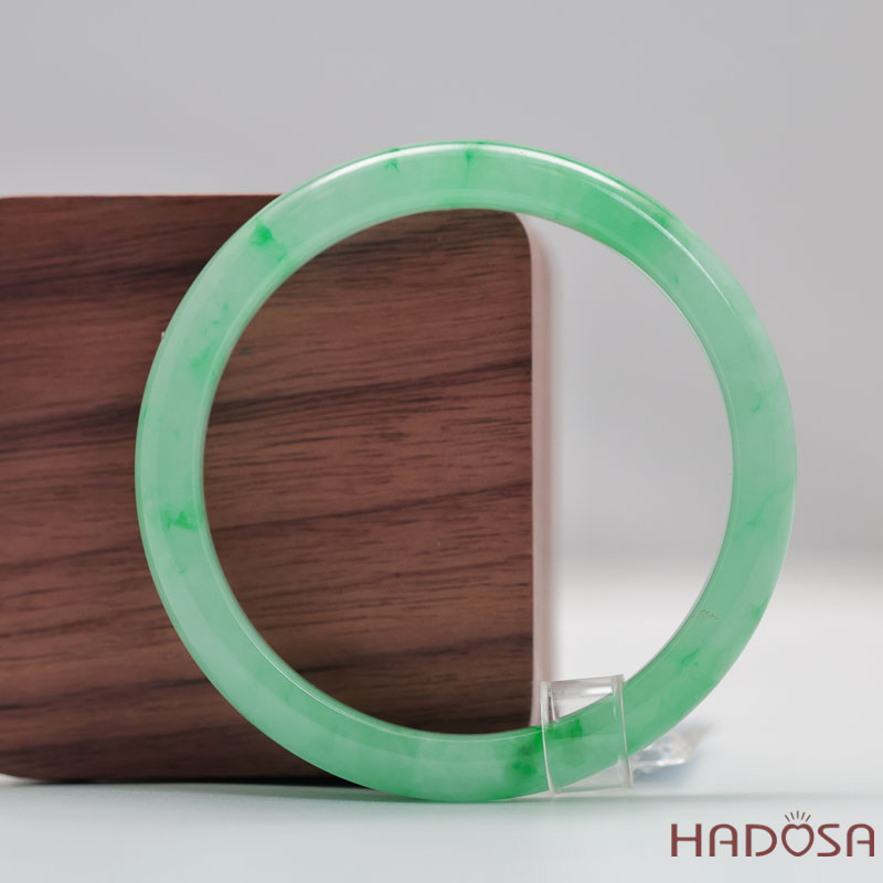 Vòng Đá Cẩm Thạch xanh vân lý trong ni 48