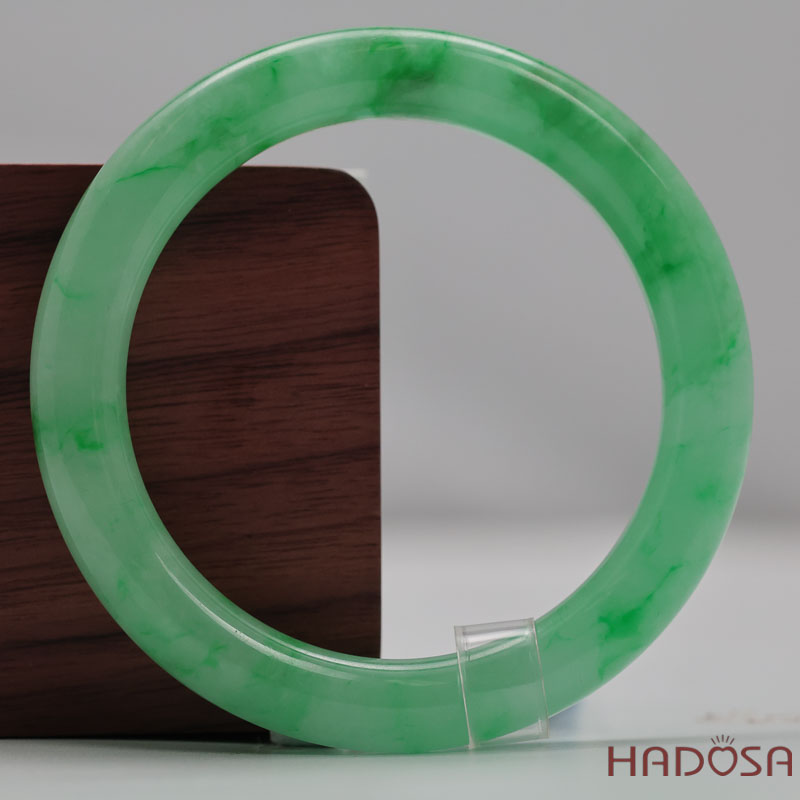 Vòng Đá Cẩm Thạch Xanh Táo Vân Lý Ni 52