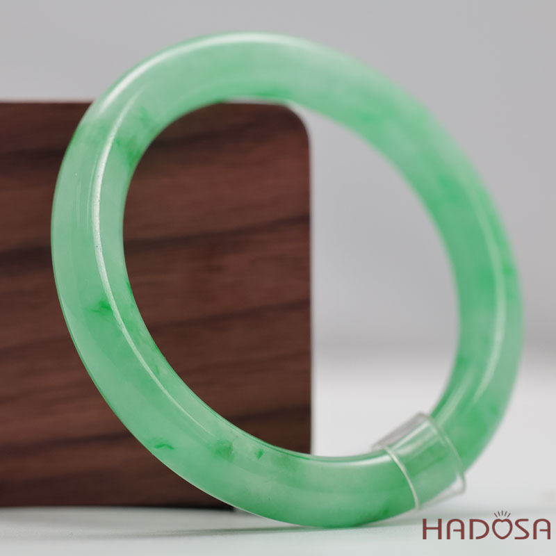 Vòng Đá Cẩm Thạch Xanh Táo Vân Lý Ni 52