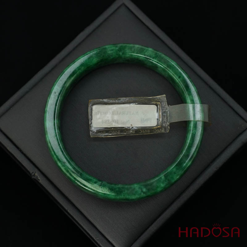 Vòng Ngọc Cẩm Thạch xanh tươi bản vuông 56mm đặc biệt cao cấp