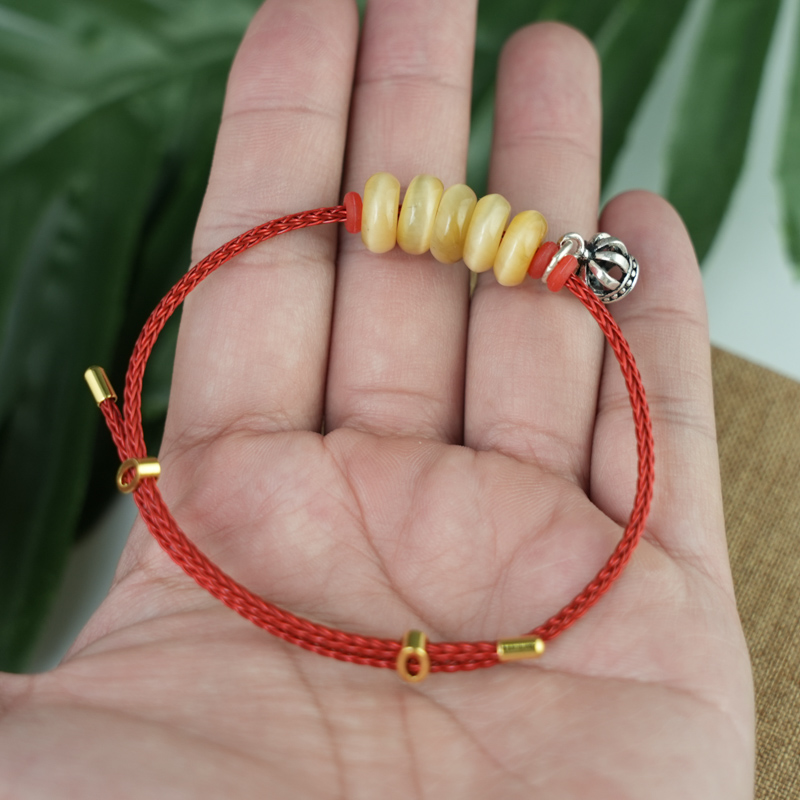 Vòng ngũ điếu mắt hổ vàng nâu mix charm vương miện