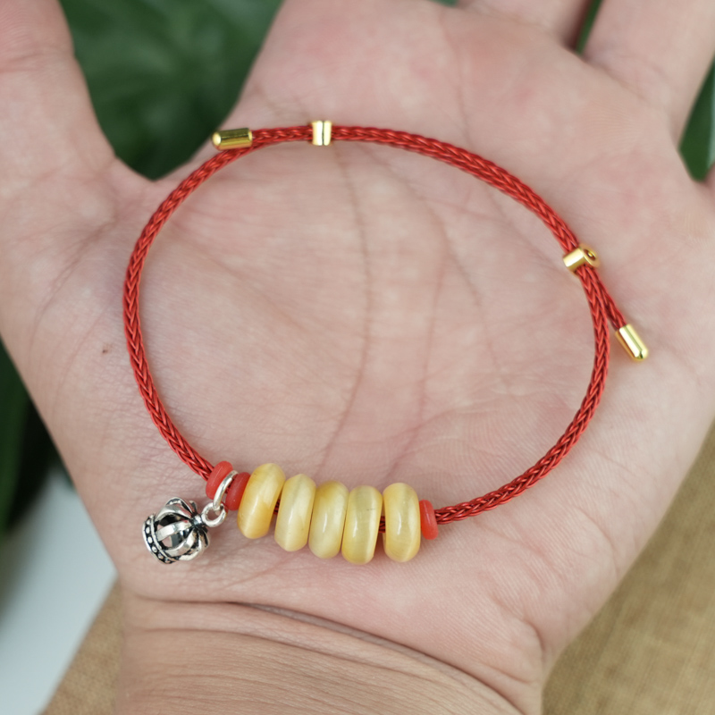 Vòng ngũ điếu mắt hổ vàng nâu mix charm vương miện