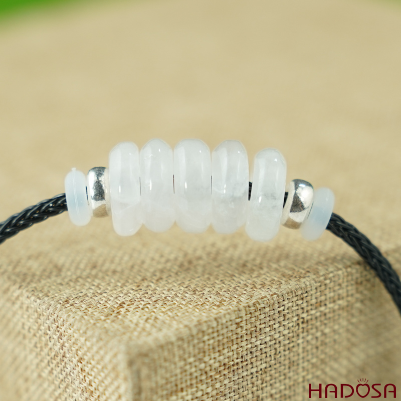 Vòng ngũ điếu thạch anh trắng