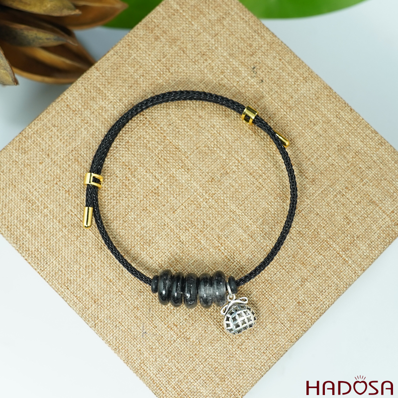 Vòng ngũ điếu tóc đen mix charm túi thơm